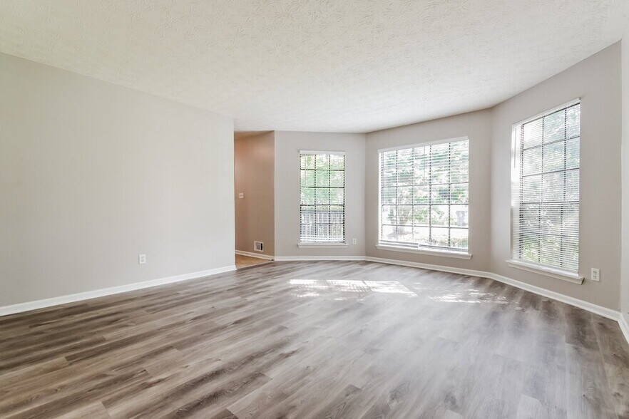 Building Photo - 4346 Crestridge Ln