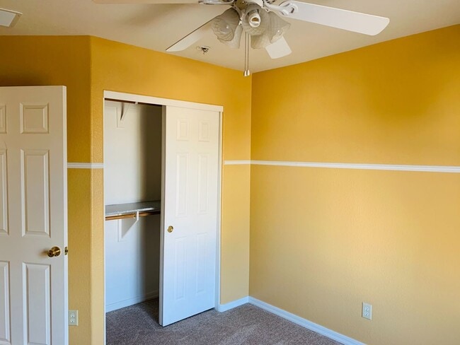 Building Photo - Beautiful Home In Rancho Sahuarita Located...