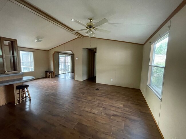 Building Photo - 3602 Wellington Ln