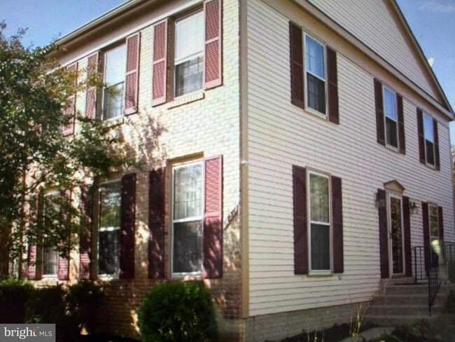 Building Photo - 6236 Walkers Croft Way