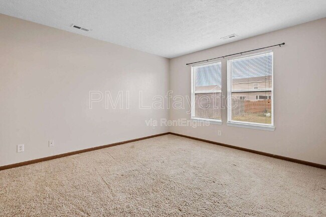 Building Photo - 2361 Maxwell Dr