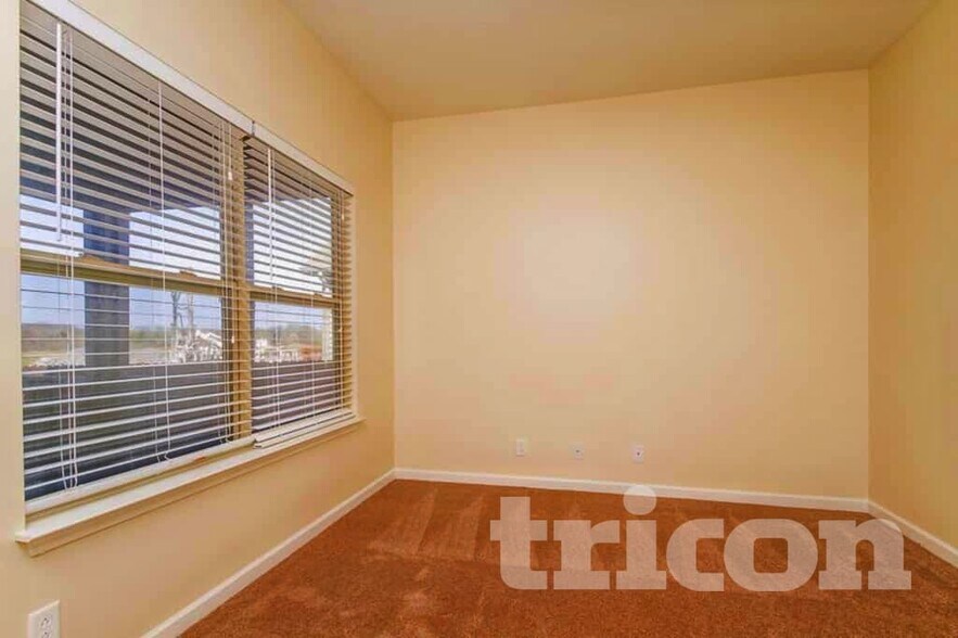 Building Photo - 1712 Colyn Avenue