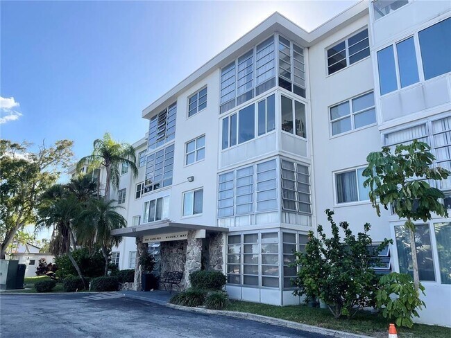 Primary Photo - 100 Waverly Way