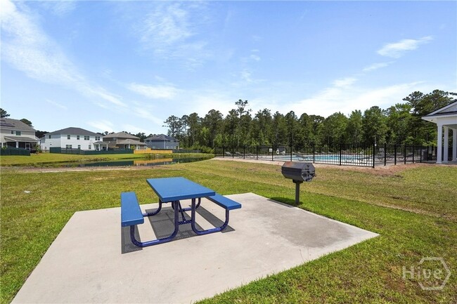 Building Photo - 216 Wexford Dr