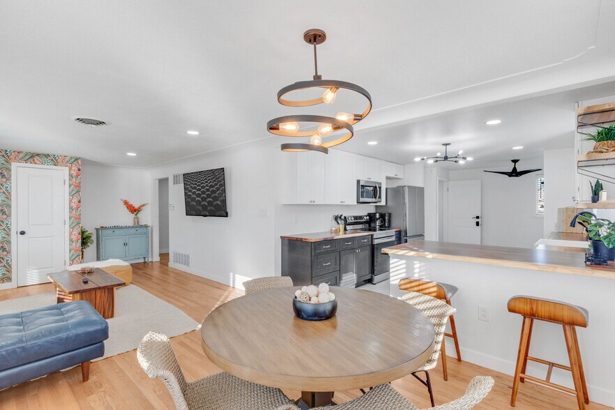 Upper Unit Dining Room - 4720 Federal Blvd