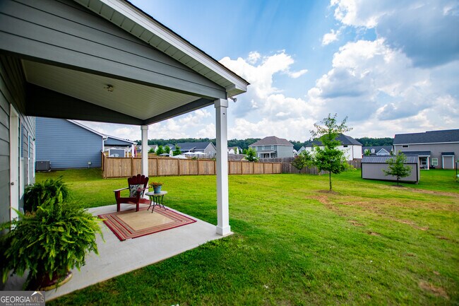 Building Photo - 132 Springwood Dr