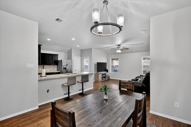 Building Photo - 5636 Rainflower Terrace Ln