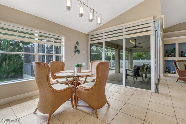 Building Photo - 2236 SW 27th St