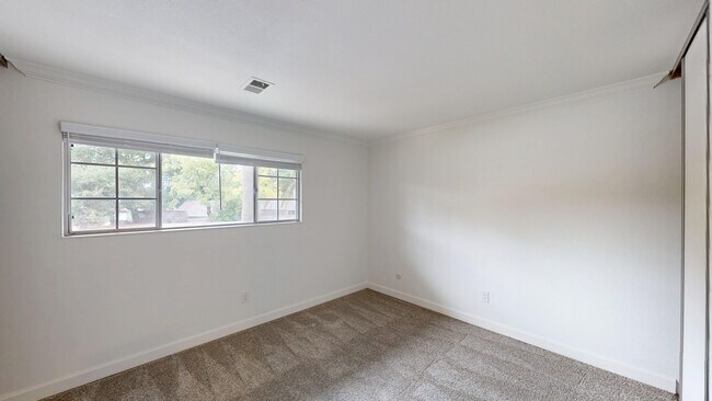 Building Photo - 18233 Happy Ln