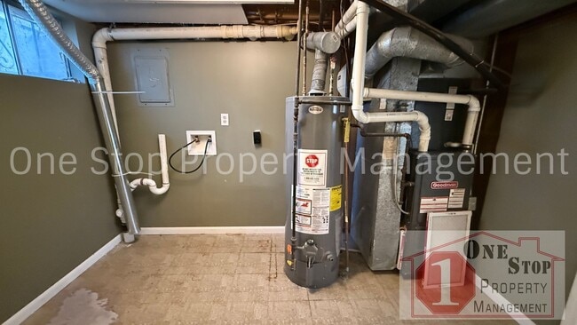 Building Photo - Charming 3-bedroom, 2-bathroom home in Blue Springs