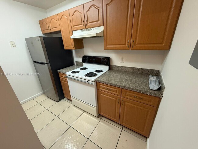 Building Photo - 2964 NW 55th Ave