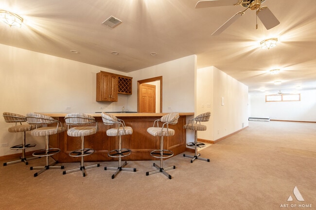 Building Photo - 15141 Arbor Dr