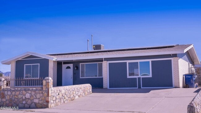 Building Photo - 201 Pyrite Dr
