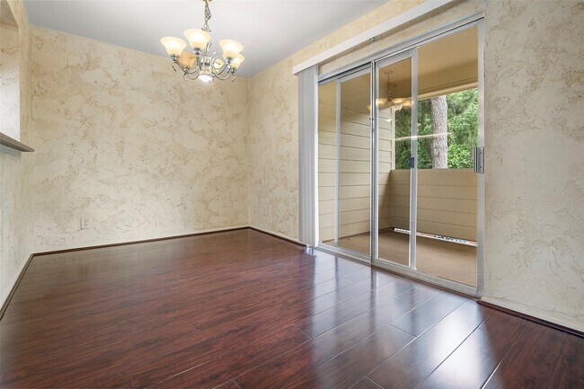 Building Photo - 14515 Wunderlich Dr