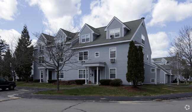 Building Photo - Hanover Woods