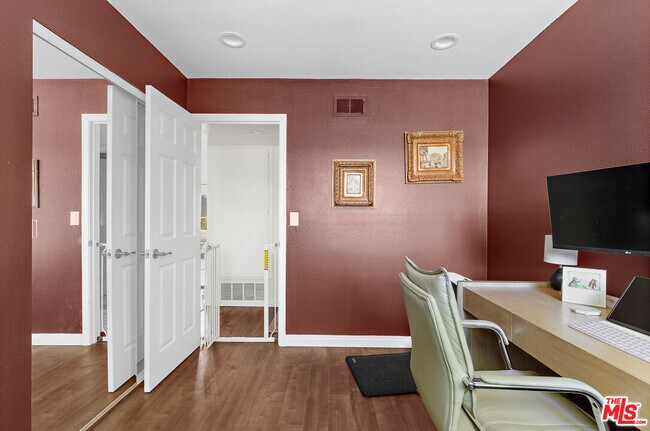 Building Photo - 13223 Arabella St