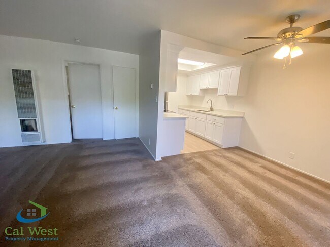 Building Photo - 315 Bellerose Dr