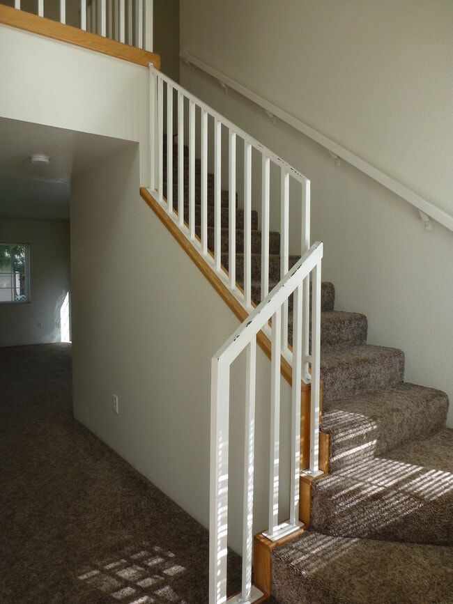 Building Photo - gbfront