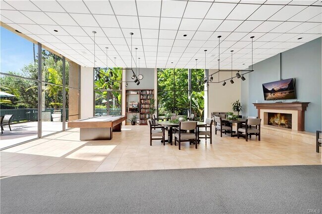 Building Photo - 564 N Bellflower Blvd