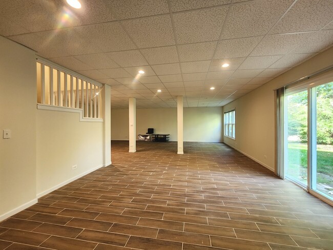 Building Photo - 3220 Indian Creek Dr