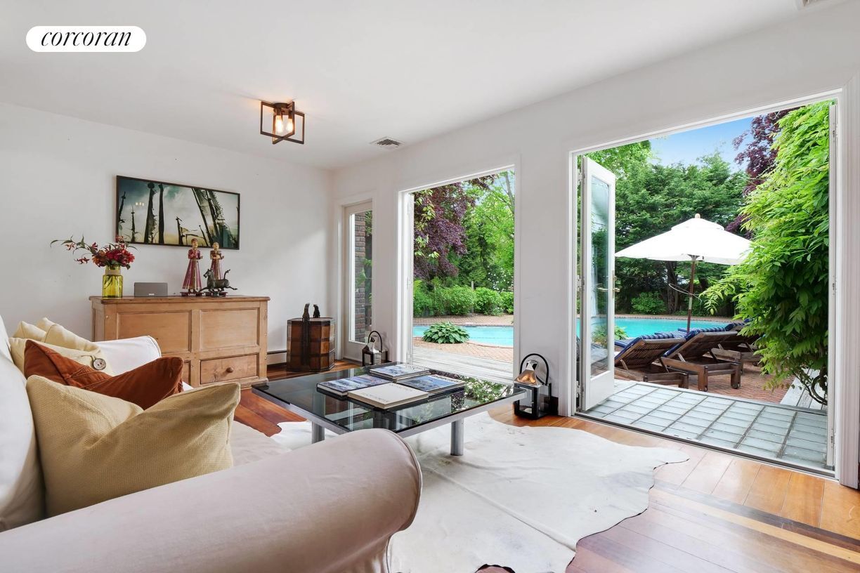 Building Photo - 81 Lee Ave