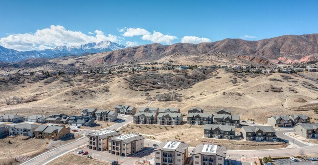 Building Photo - Westside, Next to Nature 2 Bed Luxury Apartment by Garden of the Gods