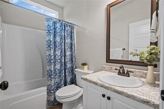 Building Photo - 211 Crosswinds Dr