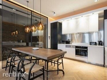 Building Photo - 900 Adams Crossing