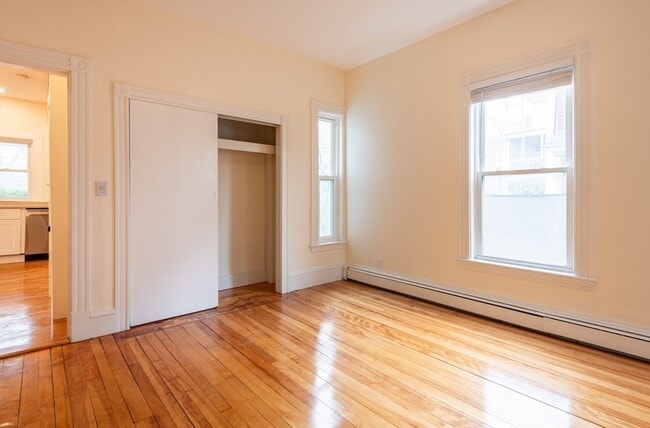 Building Photo - 12 Rindge Ave