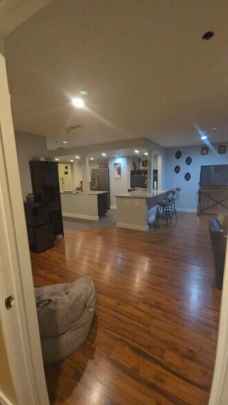 Kitchen - 44 W Broadway