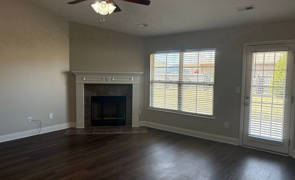 Building Photo - 648 Piney Woods Rd