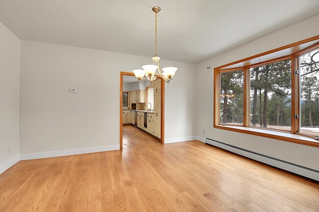 Building Photo - 29604 Canterbury Cir