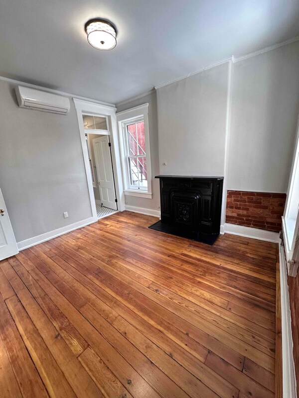 Building Photo - 1234 S 1st St