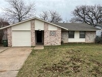 Building Photo - 1841 S Perry Rd