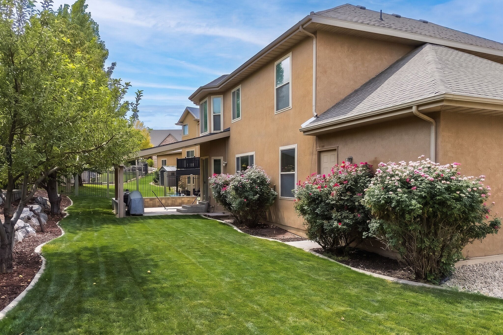 Building Photo - 9176 N Pebble Creek Loop