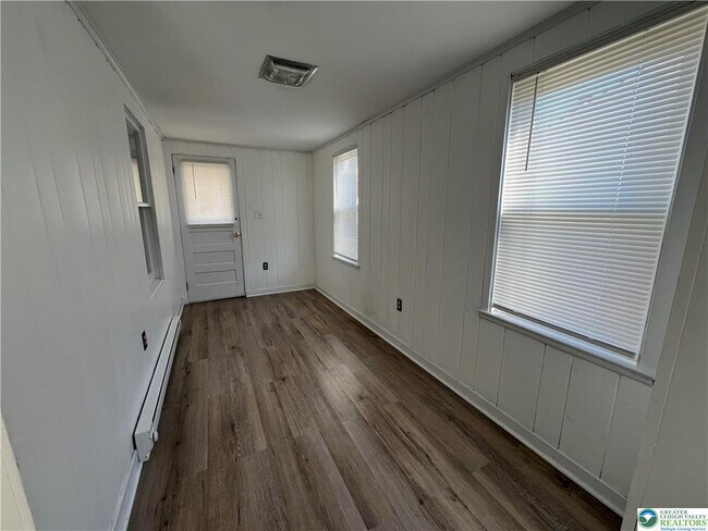 Building Photo - 353 West St