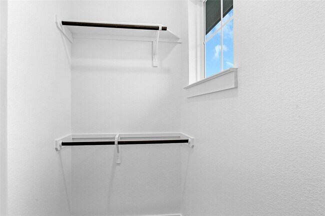 Building Photo - 29651 Blooming Grv