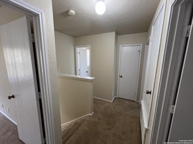 Building Photo - 10118 Figaro Canyon