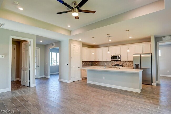 Building Photo - 4313 NW 27th Terrace