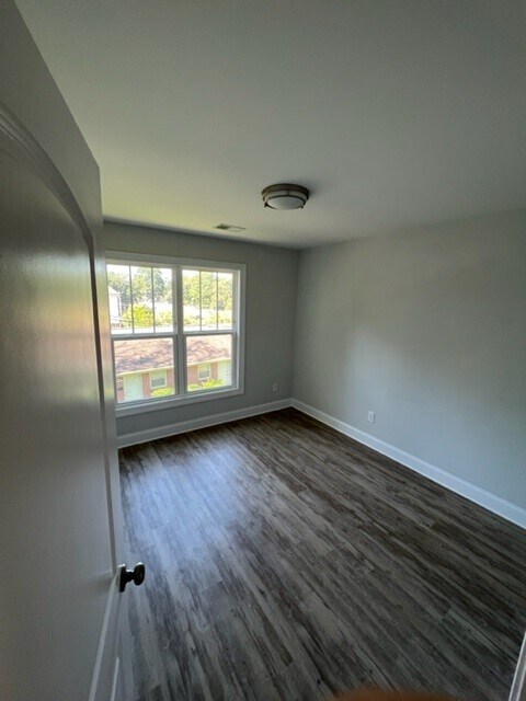 Building Photo - 2032 Summey Ave