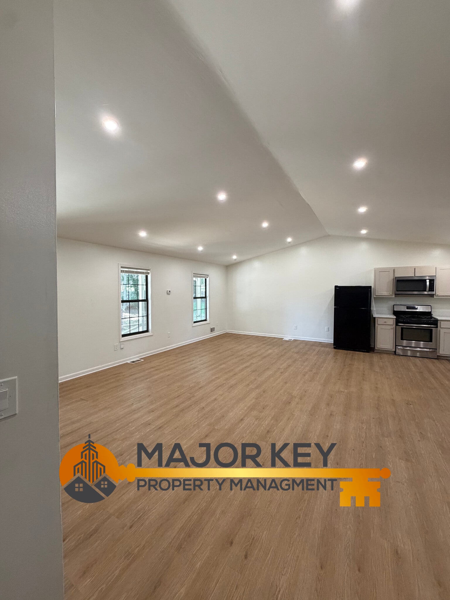 Building Photo - 4555 Sugarloaf Pky