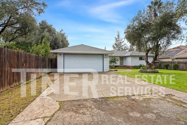 Building Photo - 6218 Stanley Ave