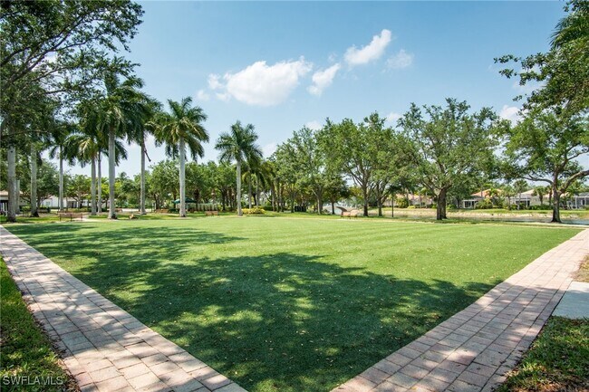 Building Photo - 2733 Island Pond Ln