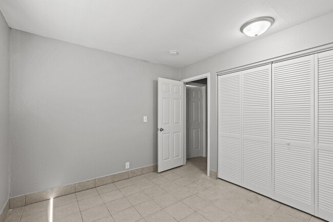 Building Photo - 3733 Brush Creek Dr