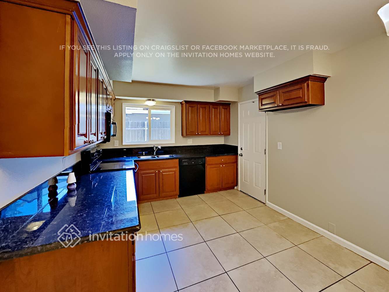 Building Photo - 2501 Cordova Ln