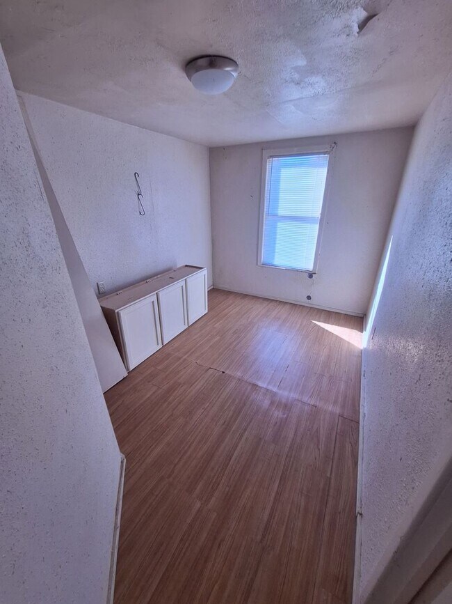 Building Photo - Cute home in Baird