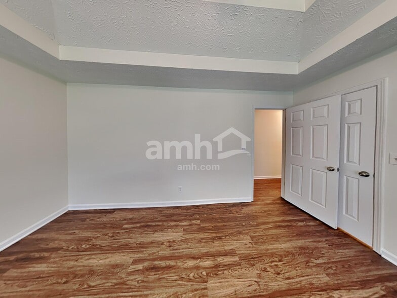 Building Photo - 2718 Ridgely Ct