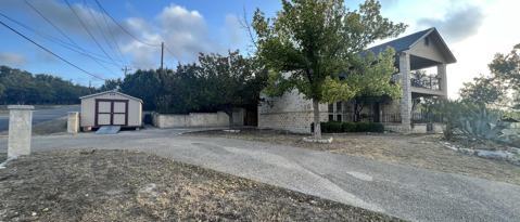 Building Photo - 204 Walnut Way