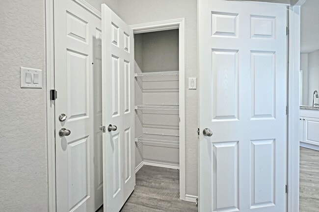 Building Photo - 1409 Coffee Tree Dr