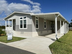 Building Photo - 10788 SW 32nd Ave